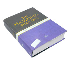 THE MACARTHUR STUDY BIBLE: NEW KING JAMES VERSION. New picture