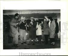 1989 Press Photo Spanish Action League Members Perform at Christmas Event picture