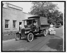 Photo:Old Colony Ldy.[Laundry], Ford Motor Co. picture
