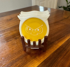 Vtg Hoot Owl Plastic Coasters 5 With Stand 70's Yellow/White READ DESCRIPTION picture