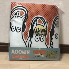 Moomin Fluffy Blanket Orange Color On The Left picture