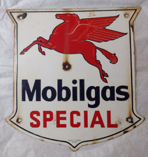 MOBILGAS SPECIAL Pump Plate porcelain sign PEGASUS McMath-Axilrod Dallas picture