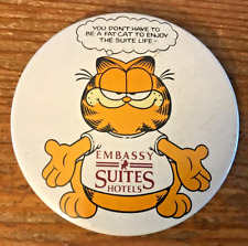 Vintage Garfield Pin Embassy Suites Hotels Advertising Button Pinback Fat Cat picture