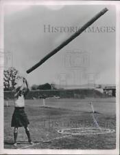 1936 Press Photo One of the favorite sport of highlands is tossing the caber. picture