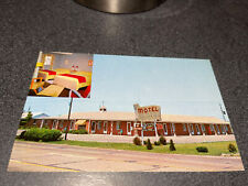 Motel Westin Greenfield Indiana Postcard￼ picture