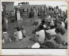 1970 Press Photo Listeners at Music Festival Concert - hpp07003 picture