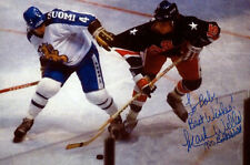 MARK WELLS HAND SIGNED 4x6 COLOR PHOTO+COA     1980 OLYMPIC HOCKEY GOLD   TO BOB picture