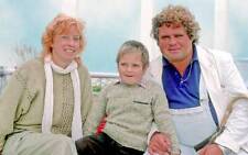 Klaus Dahlen, wife Gunhild, son Philipp, IFA - International - 1985 Old Photo picture