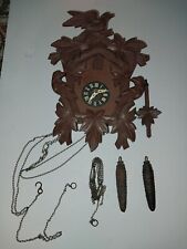 Vintage German wood cuckoo clock. 3 birds & 7 leaves. Complete - nice shape. picture