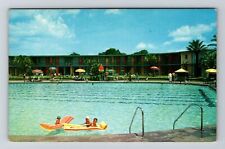 Houston TX-Texas, Lanai Unit Pool, Shamrock-Hilton Hotel Vintage c1960 Postcard picture