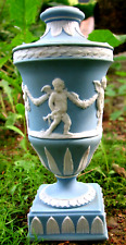 WEDGWOOD 18/19 CENTURY SMALL PROCESSION OF CUPIDS LIGH BLUE DIP 2 HANDLES URN.. picture