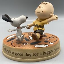 Hallmark Peanuts figurine “Today’s a good day for a happy dance” 2017 snoopy picture