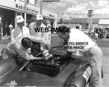 1958 MOBIL GAS STATION OIL CAN HOT ROD DEVIN-CHEVROLET RACE CAR PIKES PEAK PHOTO picture