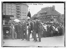 G.A.R. Parade,Grand Army Republic,Veterans of the Union Army,1910,flags 1 picture