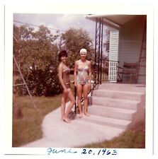  1963 Swimsuit Bathing Beauties Amateur Pinup Cheesecake Women VTG Photo A3 picture