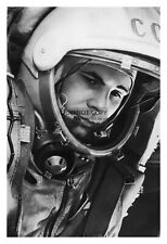 YURI GAGARIN SOVIET USSR COSMONAUT FIRST HUMAN IN SPACE 1961 4X6 PHOTO picture