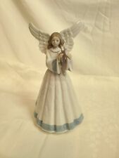 Lladro 5830 Heavenly Harpist Angel picture