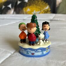 Hallmark 2010 Merry Christmas Charlie Brown The Peanuts Gang Ornament picture