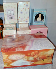 ENESCO PRECIOUS MOMENTS MEMBERS ONLY FIGURINES LOT OF 9 + STATIONARY SET picture