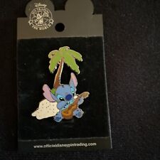 Disney Pin Vintage - Stitch under Palm Tree playing the Guitar - From 2002 picture
