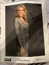 8 Inch x 11 Inch Vanna White Photo *** AUTOGRAPHED *** picture