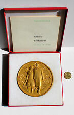 DE JAEGER, GENERAL MEDAL DE GAULLE 1969 GOLD BRONZE 0.7kg + CERTIFICATE picture