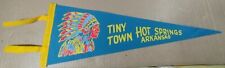 VINTAGE TINY TOWN HOT SPRINGS ARKANSAS FELT PENNANT 18.5