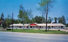 Houghton Lake Michigan~Chalet Motel~1950s Postcard picture