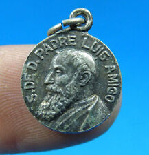 SERVANT OF GOD LUIS AMIGO TEXTILE DRESS RELIQUARY MEDAL OLD RELIC CHARM picture