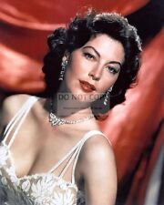 ACTRESS AVA GARDNER - 8X10 PUBLICITY PHOTO (SP297) picture