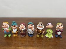 Disney's Snow White & The Seven Dwarfs Small Plastic Figurines 1