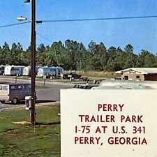Vintage Perry, GA Chrome Postcard Perry Trailer Park Mobile Homes Overnight Stay picture