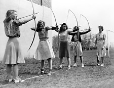 1940 Archery Lesson, Massachusetts Old Photo 8.5
