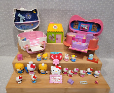 2009 Jakks Sanrio Hello Kitty Show Museum Flower Shop Compact Playset Figure Lot picture