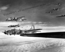 B-17G Flying Fortress  WWII 1943 Aircraft  Formation 8x10 Photo picture