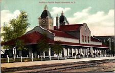 Postcard Northern Pacific Railroad Train Station Depot in Bismarck, North Dakota picture