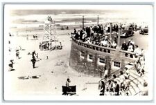 1947 Lifeguard Tower Turnaround Beach Crowd Seaside OR RPPC Photo Postcard picture