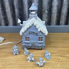 Encore Snowville Snow Buddies School Of Knitting + 5 Fig With Box and Light VTG picture