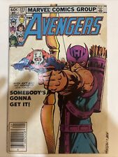 Avengers #223 VG/G Iconic Cover Newsstand Marvel Comics 1992 Copper Age Avengers picture
