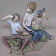 LLADRO SWEET HARVEST PORCELAIN FIGURINE #5380 BOYS W/FRUITS RARE SIGNED 1987 PRO picture