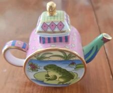 Vivian Chan Ceramic Miniature Pink Teapot Frog Lily Pad Pond Scene 2002 picture