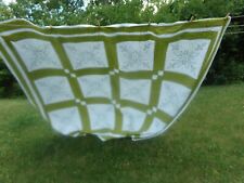 VINTAGE 1940'S HAND STITCHED PEA GREEN QUILT 74''X92 picture