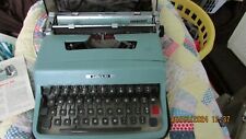 Olivetti Underwood Lettera 32 Typewriter With Case, Case is in Good Condition picture