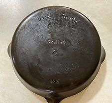 GRISWOLD GOOD HEALTH MFG 1920-1930'S ERA CAST IRON SKILLET NO 8 NO 658 LAYS FLAT picture