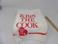 Vintage 1976 Myra Colby Designs Kiss the Cook Towel - NWT picture