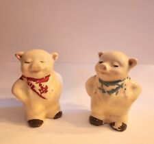 Shawnee's Smiley Pigs salt and pepper shakers Vintage cerca 1950s picture