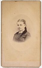 ANTIQUE CDV C. 1886s WM. NIMS GORGEOUS YOUNG LADY IN DRESS FORT EDWARD NEW YORK picture
