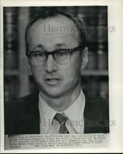 1975 Press Photo University of Rhode Island Professor Rodney D. Driver picture