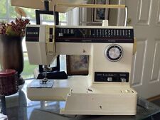 Vintage SINGER Electronic Sewing Machine Model 6234 picture