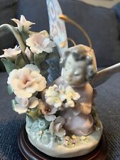 Retired 1994: Floral Admiration Lladro picture